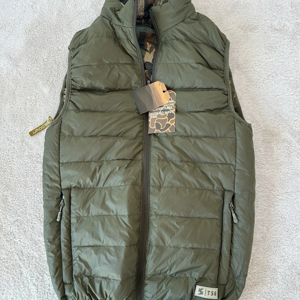 TSG The Sporting Gent Camo Reeldown Puffer‎ Vest Size S Reversible Packable NWT